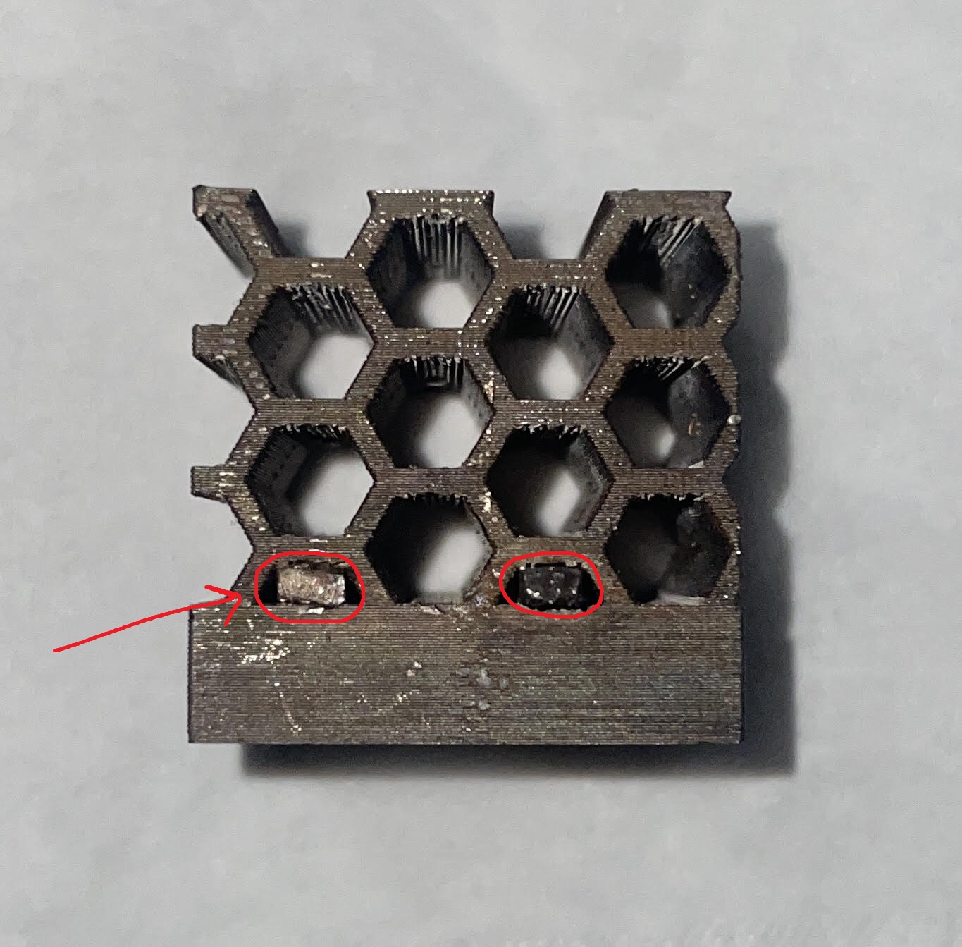 Manufactured Hex Pipes heat sink with residual support material